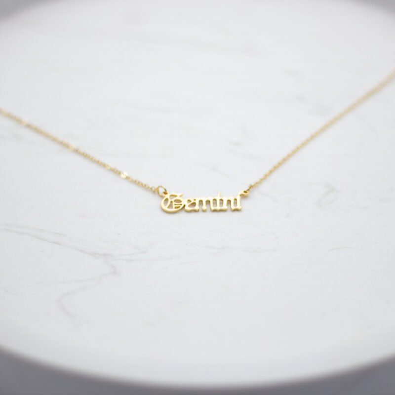 Gemini Zodiac Soy Wax Candle With Necklace - Image 3