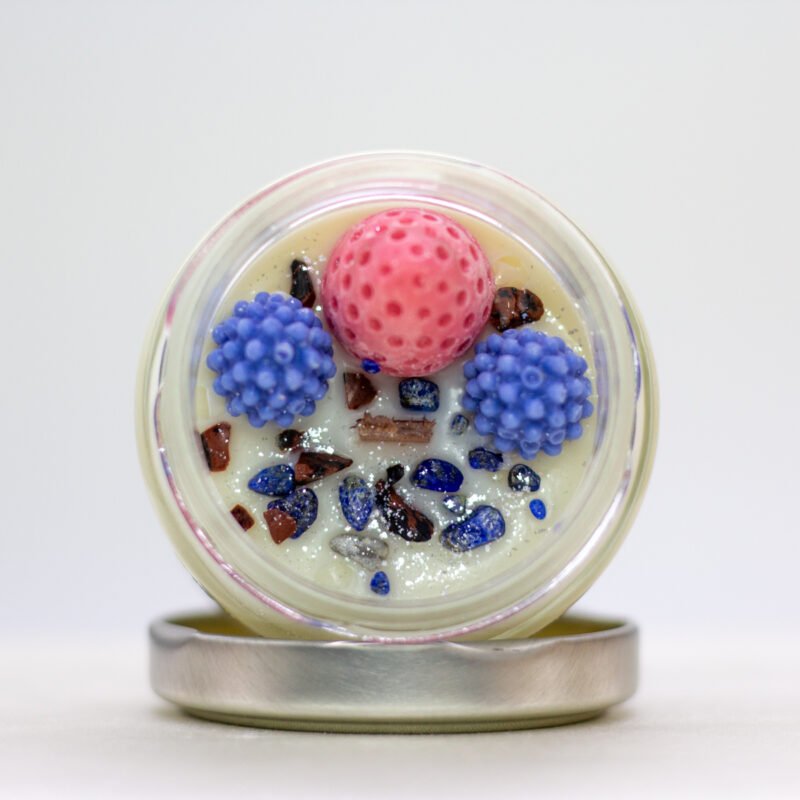 Miaamor Wonder Berries Soy Wax Candle - Image 2